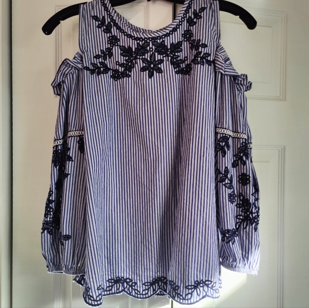 Cold shoulder embroidered top by Solitaire